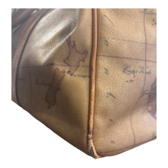 Alviero Martini Prima Classe Small Duffel / Travel Bag - Picture 6 of 14